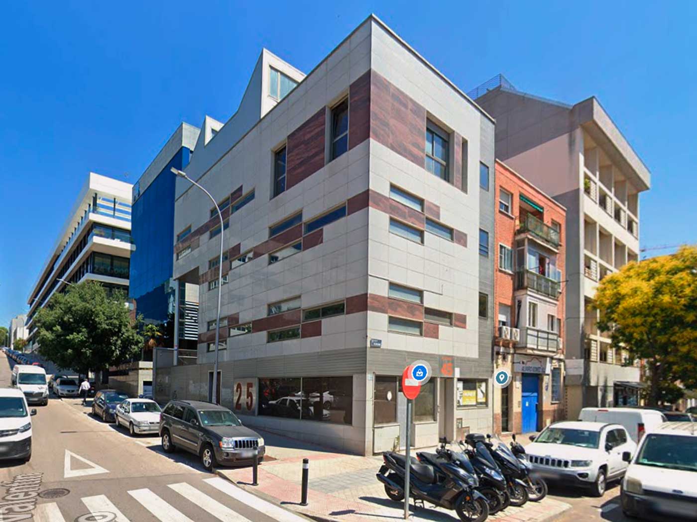 Hotel En Polígono De Julián Camarillo