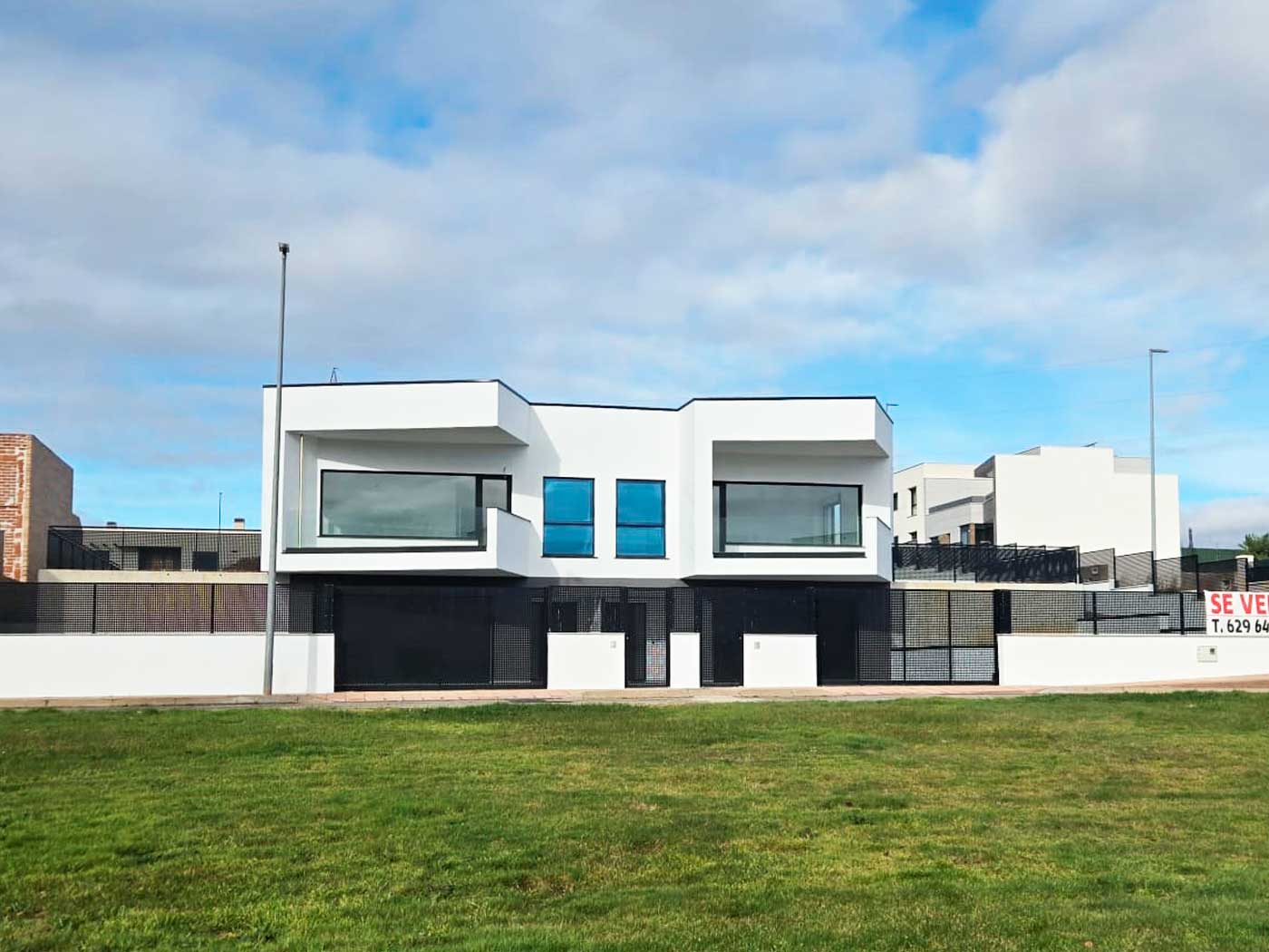 Proyecto de dos Viviendas Pareadas en Aldeatejada