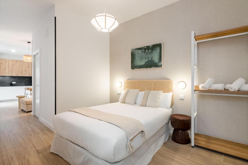 Apartamentos Turísticos En Vallecas, Apuntoarquitectura