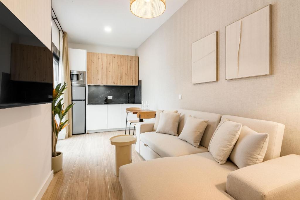 Apartamentos Turísticos En Vallecas, Apuntoarquitectura