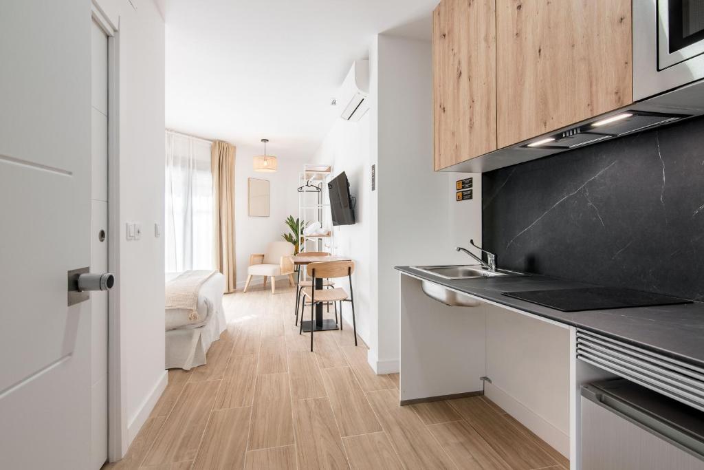 Apartamentos Turísticos En Vallecas, Apuntoarquitectura